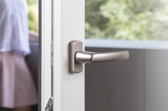 windo-handle-1