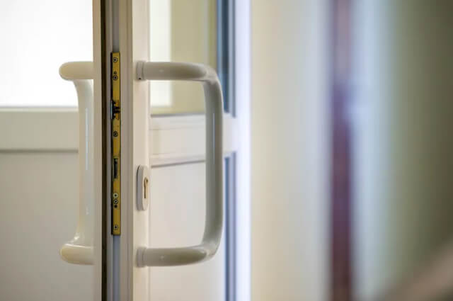 windo-handle-2